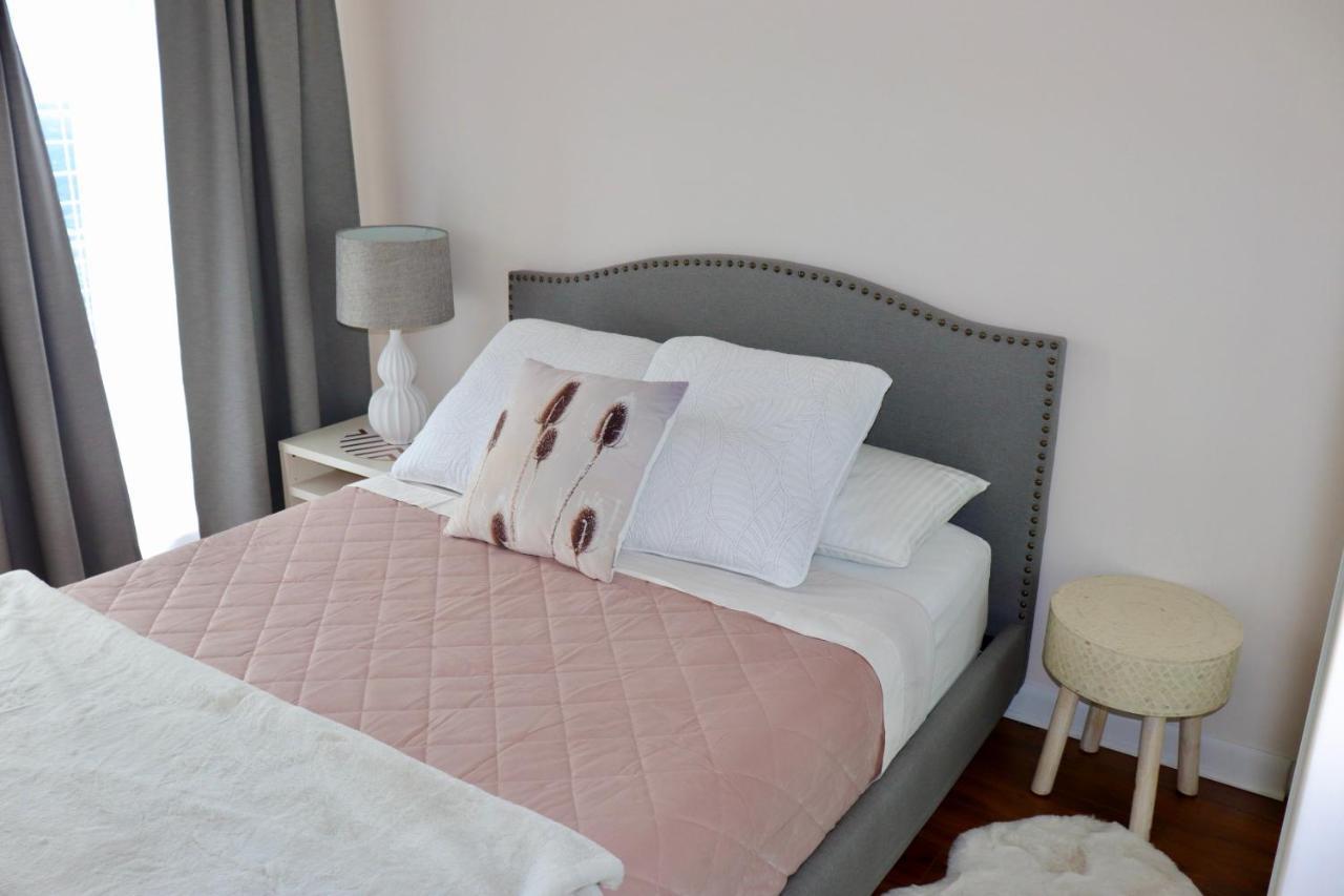 Apartment/2Bedrooms/2 Full Bathrooms/Free Parking Торонто Экстерьер фото
