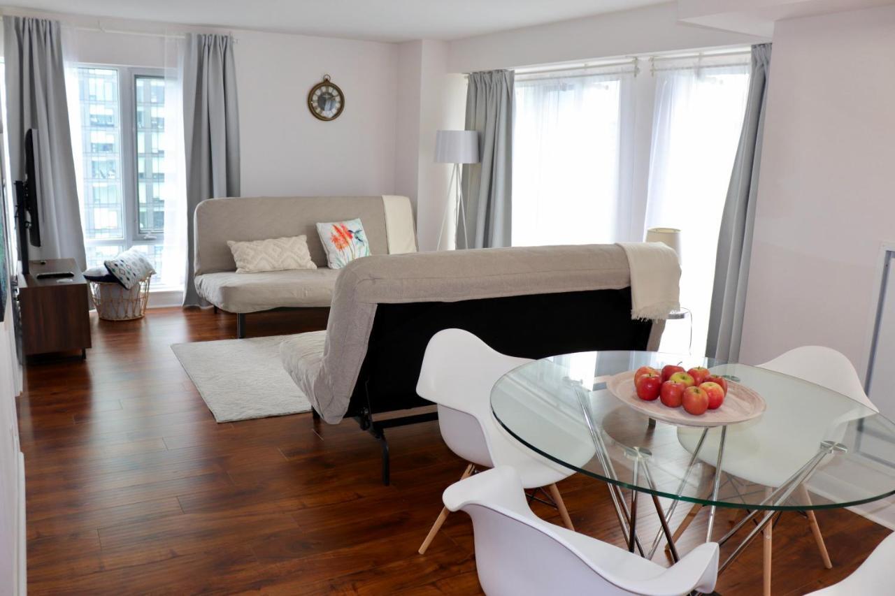 Apartment/2Bedrooms/2 Full Bathrooms/Free Parking Торонто Экстерьер фото